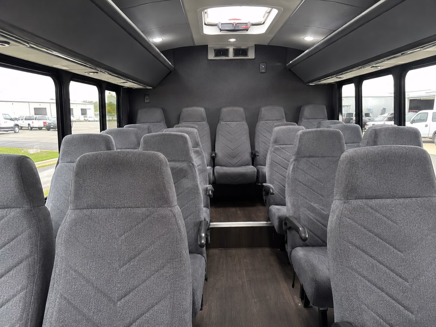 austin airport shuttle buses to hotels and convention centers