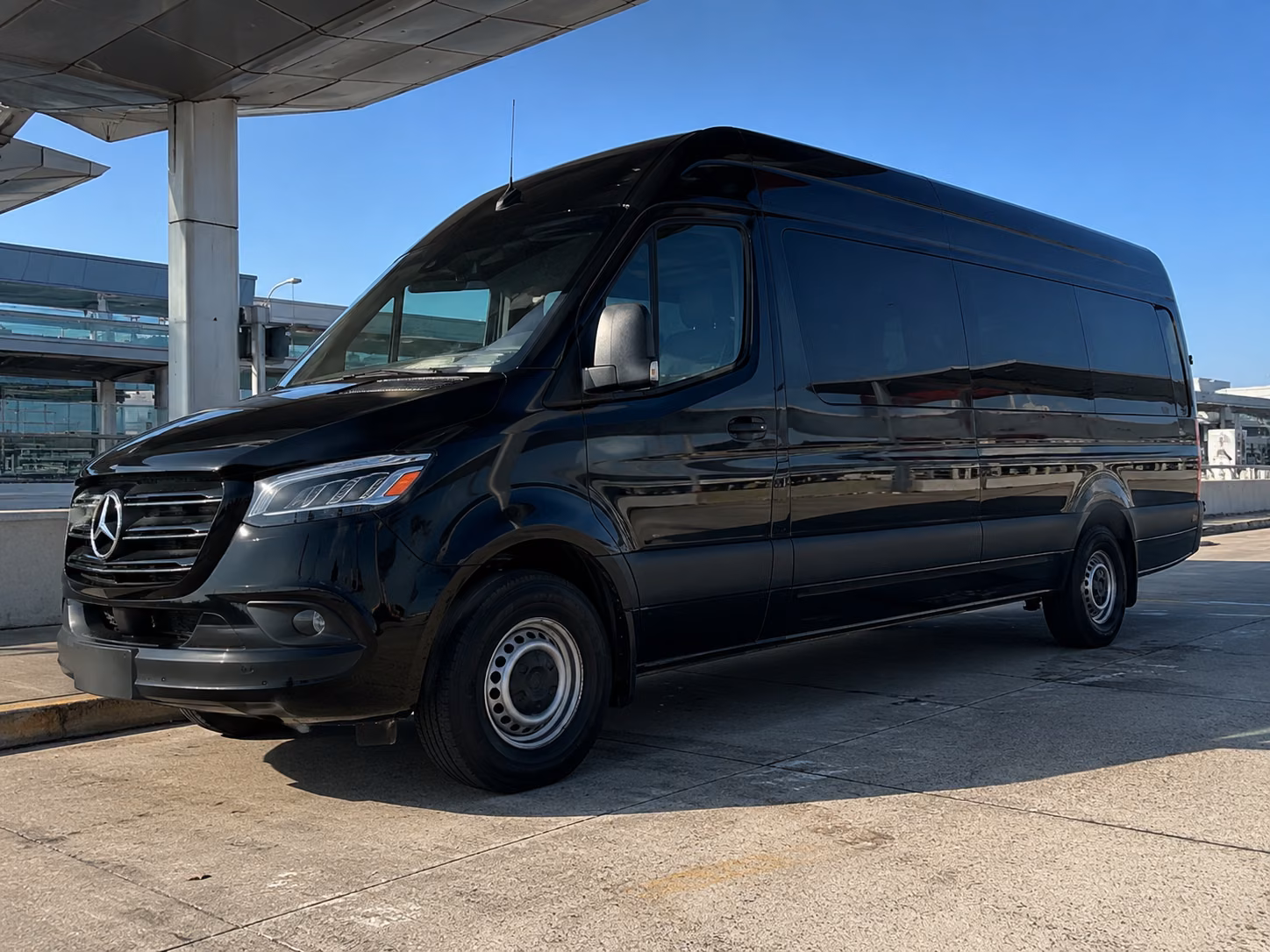 austin sprinter van with driver