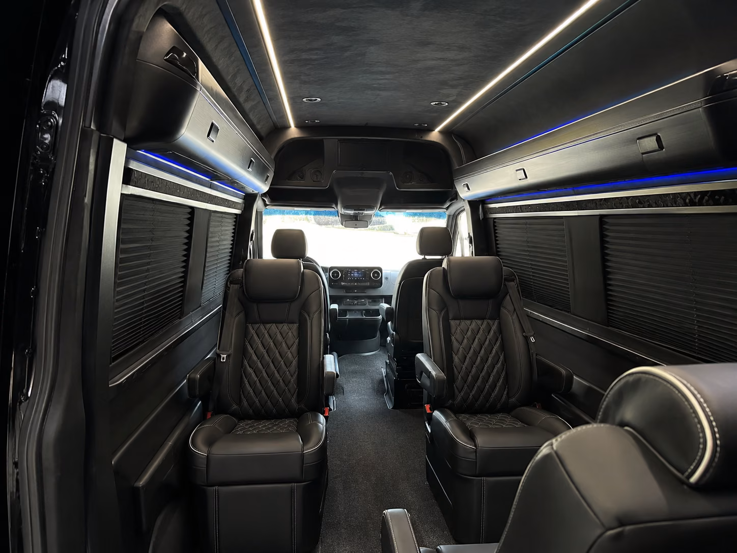 easily book transportation for your next bachelor or bachelorette party 2