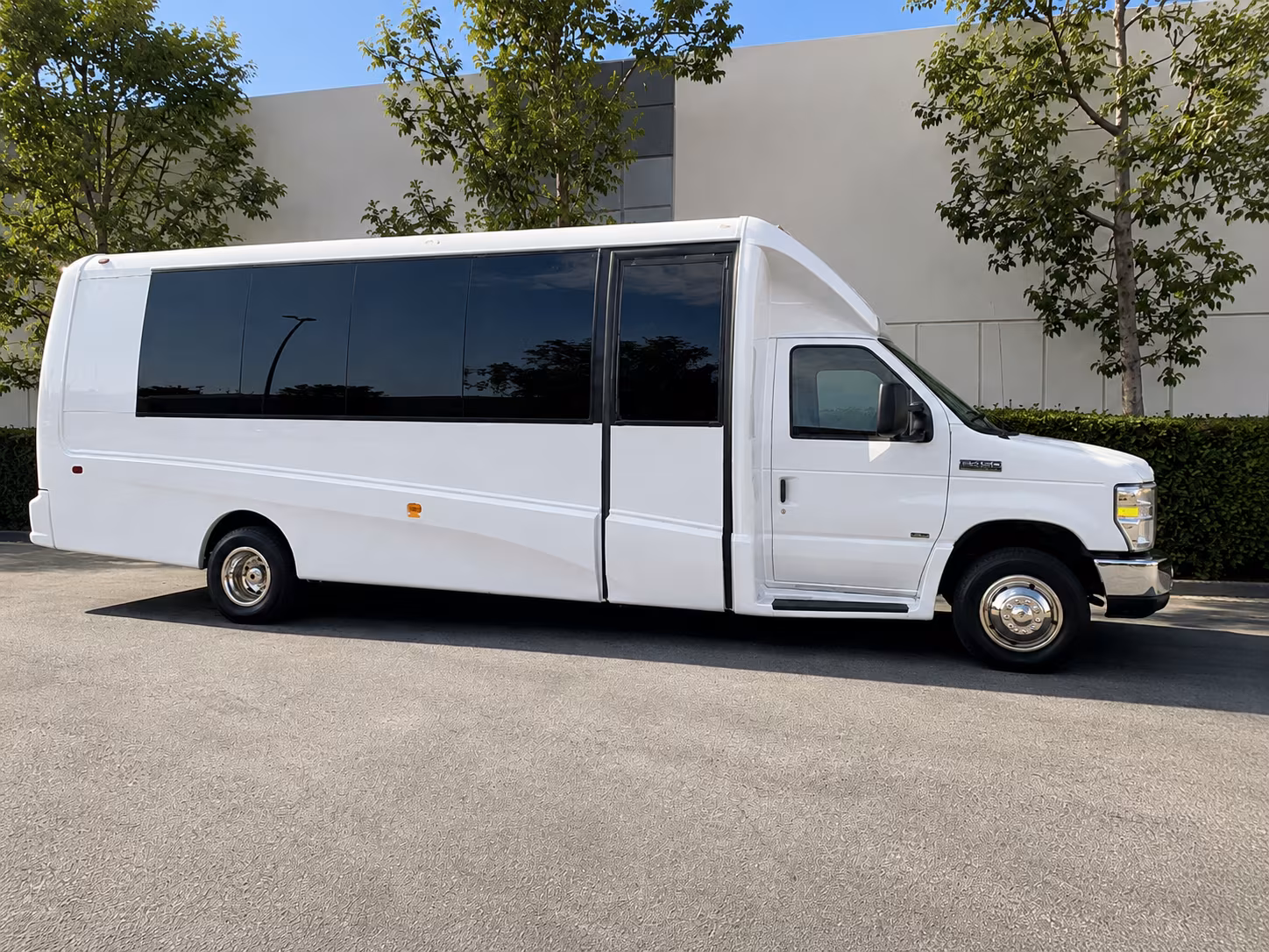 easily book transportation for your next field trip 2
