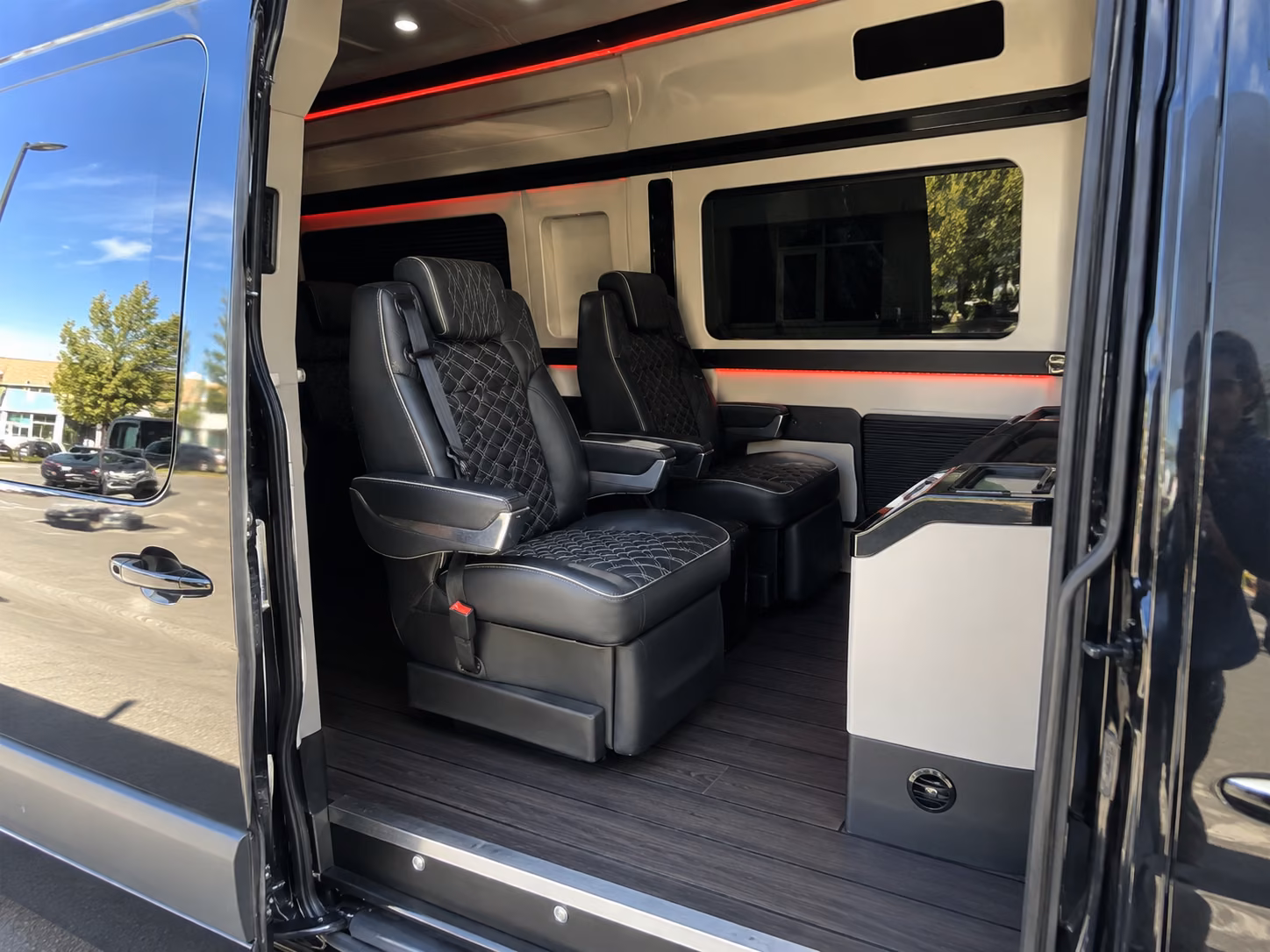 easily book transportation for your next wedding 1