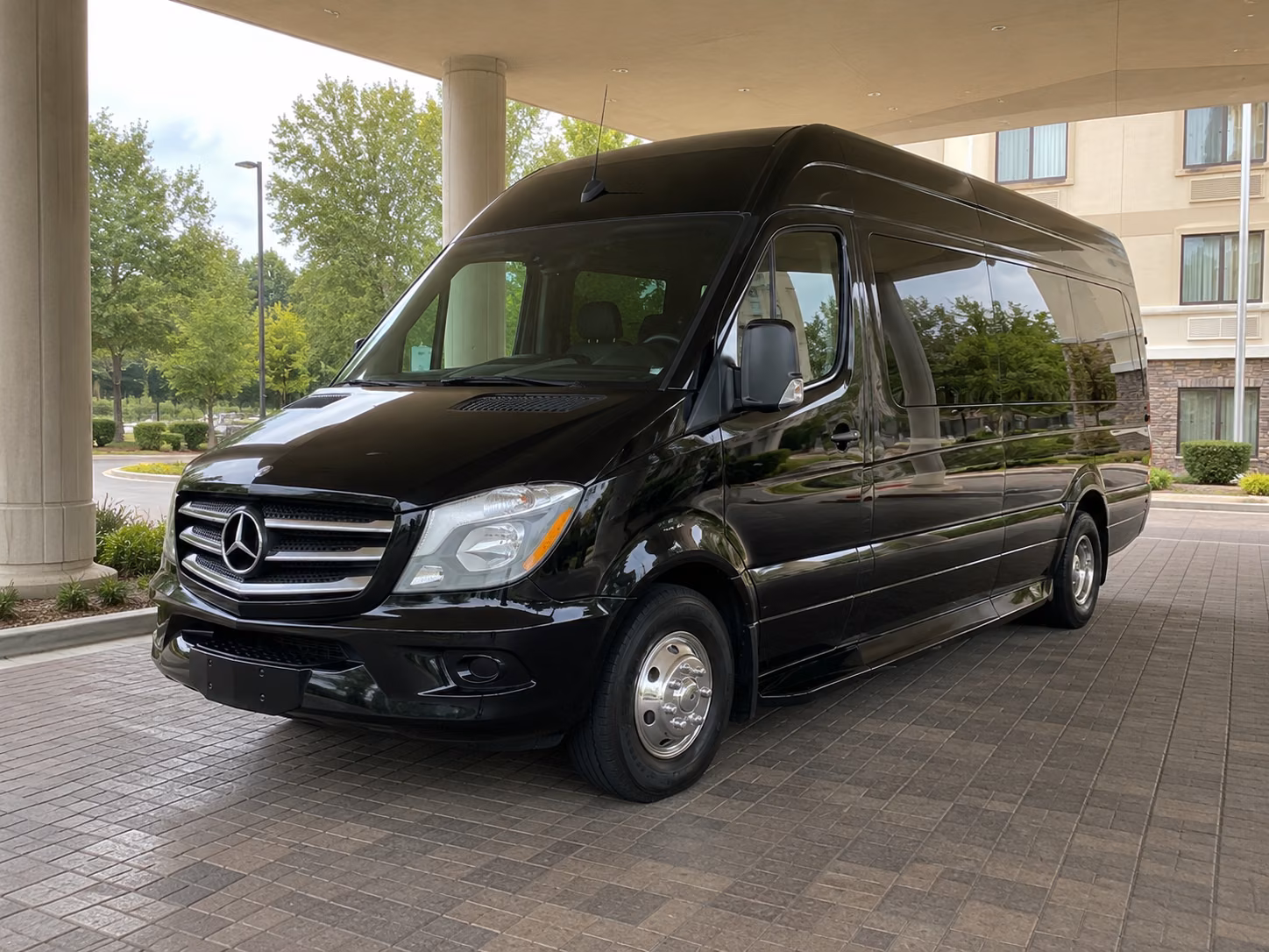 easily book transportation for your next wedding 4