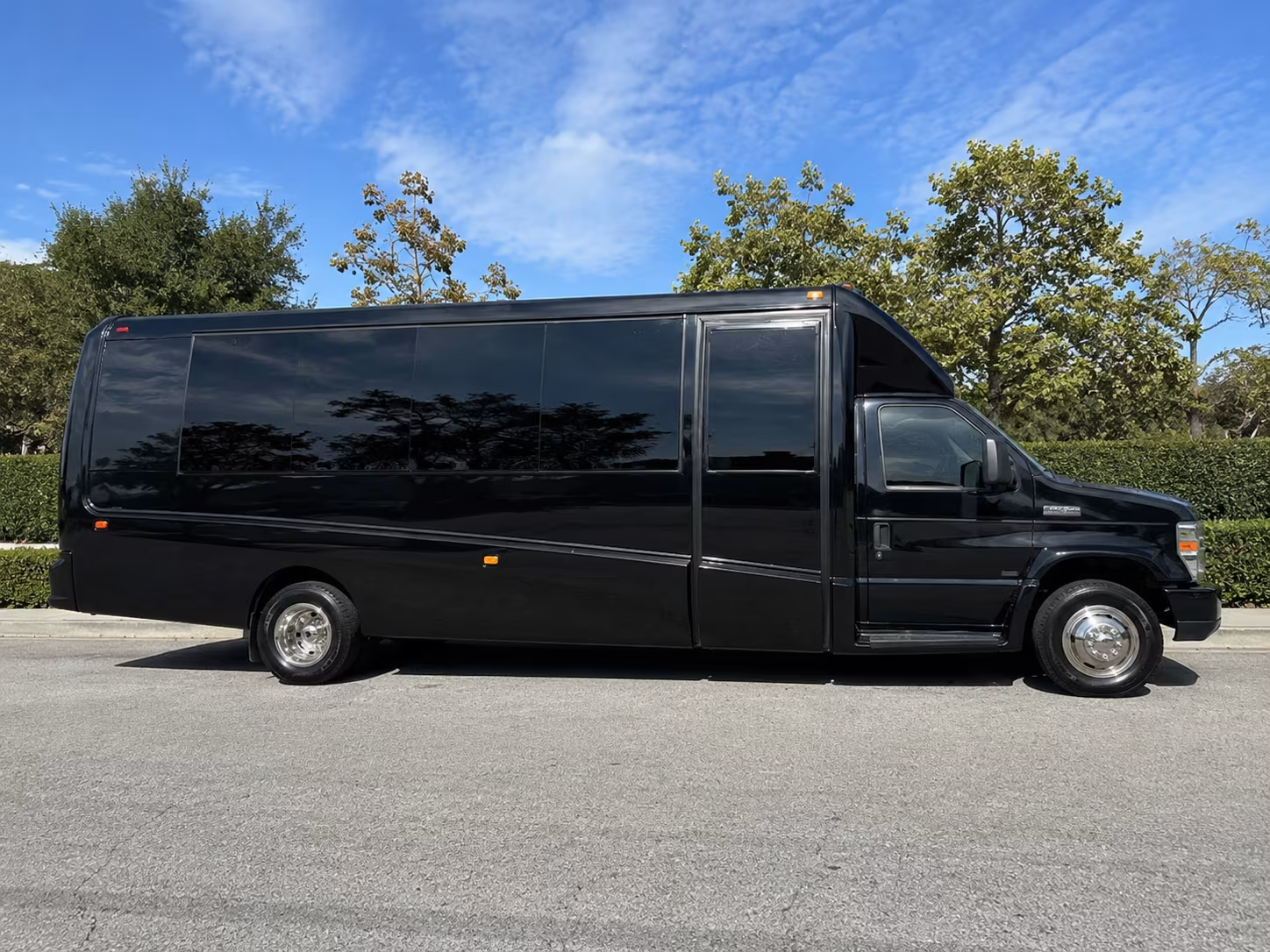 easily book transportation for your next wine tour 2